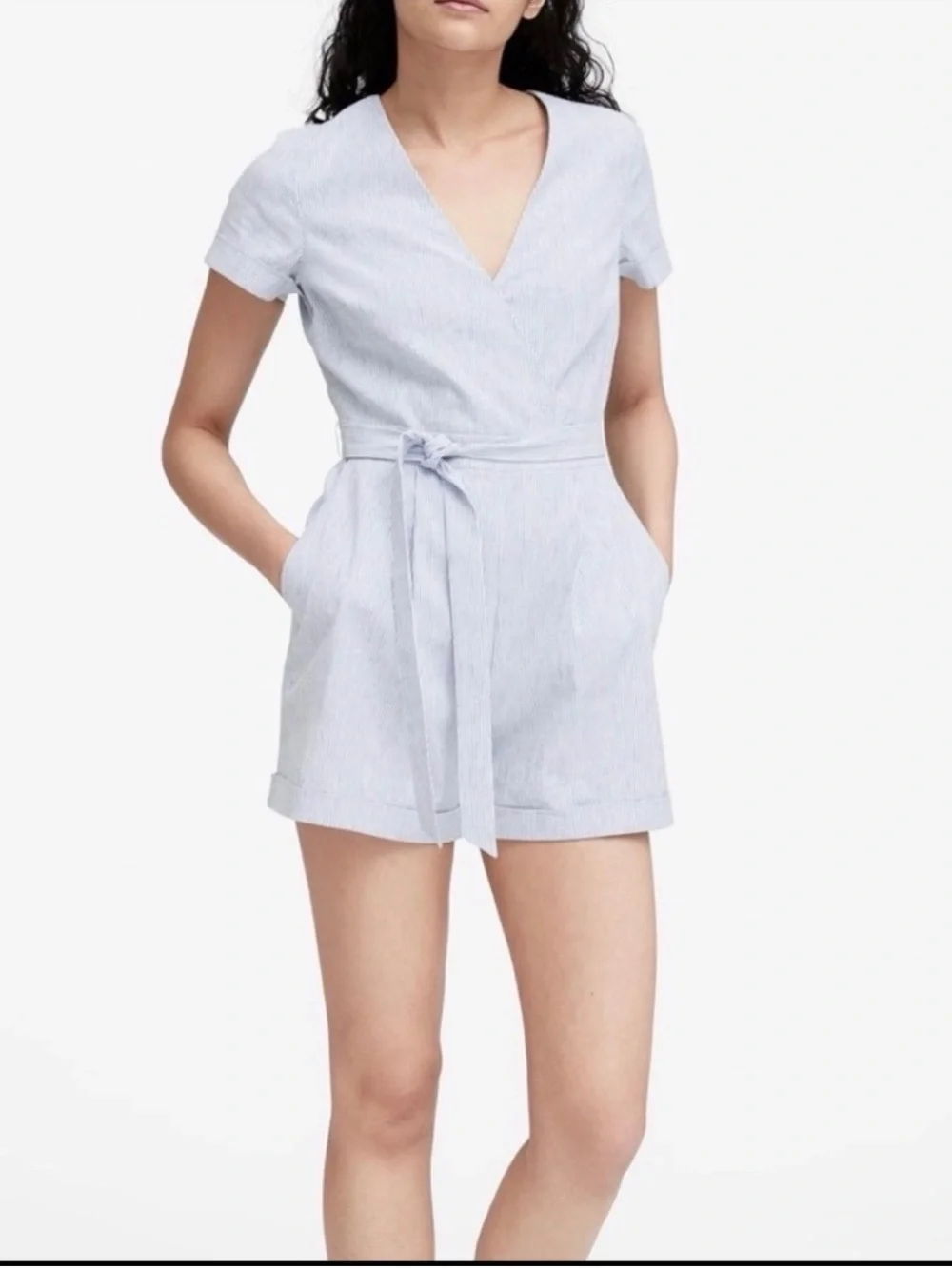 Banana Republic S/S Linen Blend Wrap Shorts Romper Sz. 0 Blue Pinstripe Coastal